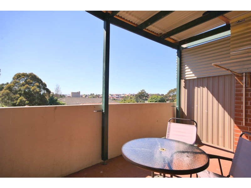 9/74 KING GEORGES  Road, Wiley Park NSW 2195