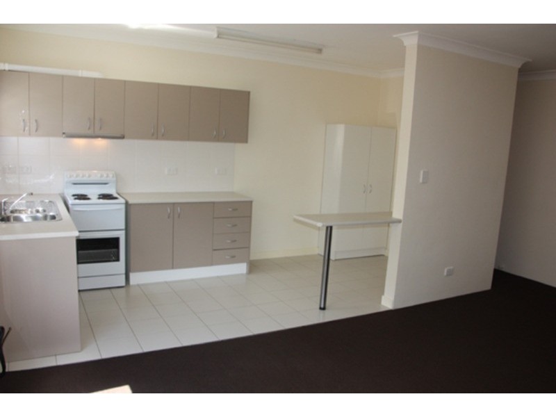4/20 Broadway, Punchbowl NSW 2196
