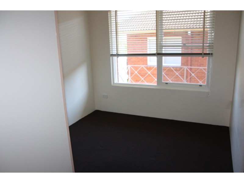 4/20 Broadway, Punchbowl NSW 2196