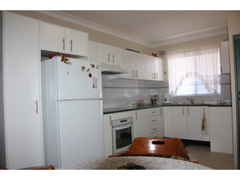 2/48 BROADWAY Street, Punchbowl NSW 2196