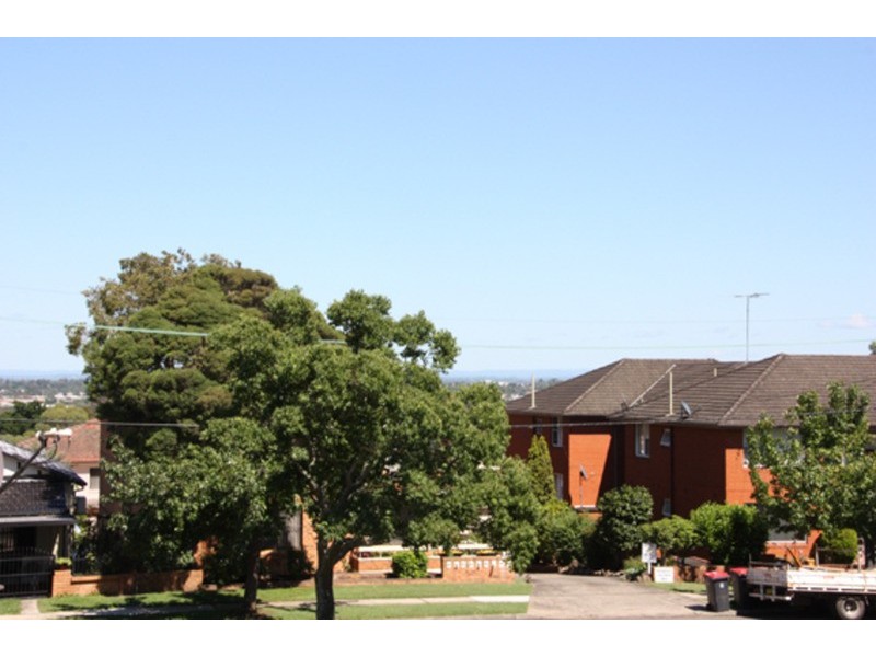 2/48 BROADWAY Street, Punchbowl NSW 2196