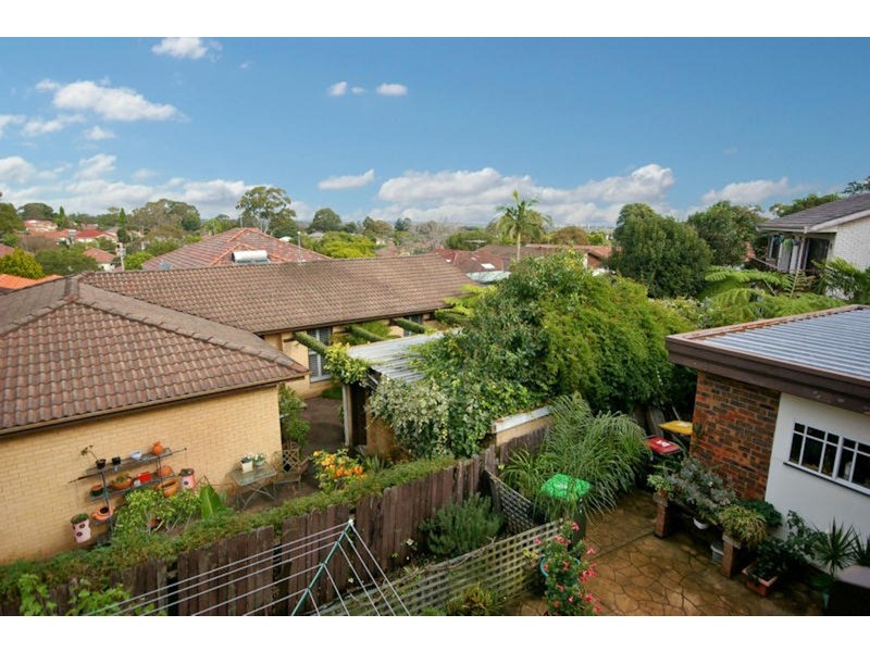 9 ROBIN Place, Roselands NSW 2196