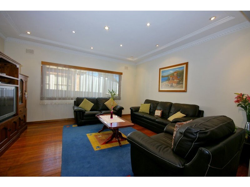 35 ROBINSON  Street, Wiley Park NSW 2195