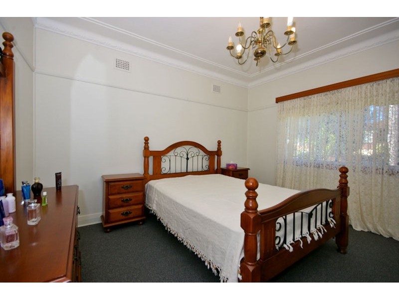35 ROBINSON  Street, Wiley Park NSW 2195
