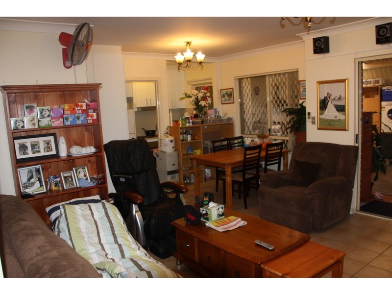 2/39 rosemont  Street, Punchbowl NSW 2196