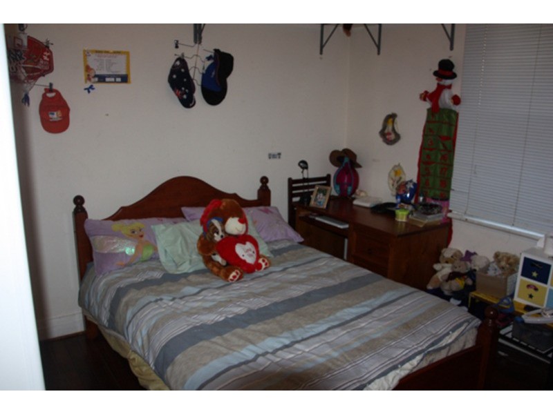 4 NORTHCOTE Street, Canterbury NSW 2193