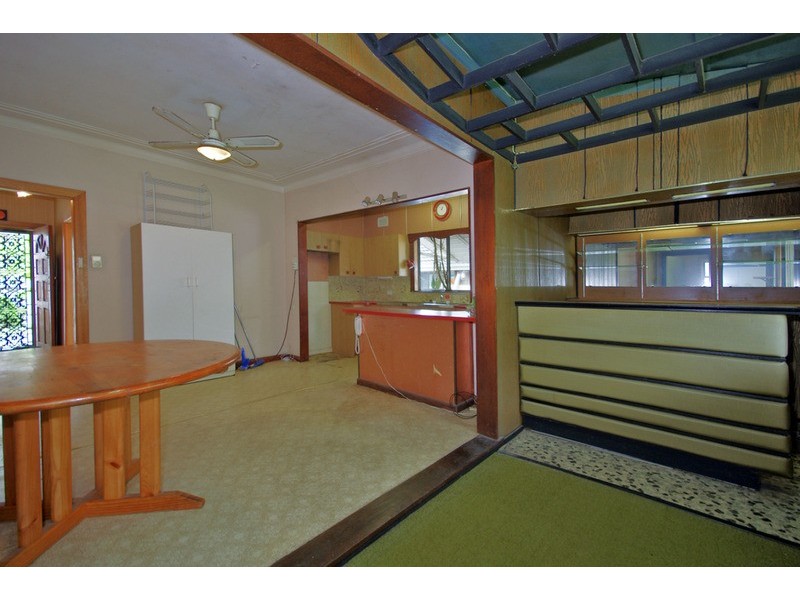 8 HILTON  Avenue, Roselands NSW 2196