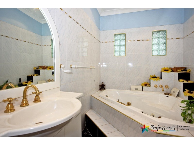 56 ROSSMORE  Avenue, Punchbowl NSW 2196