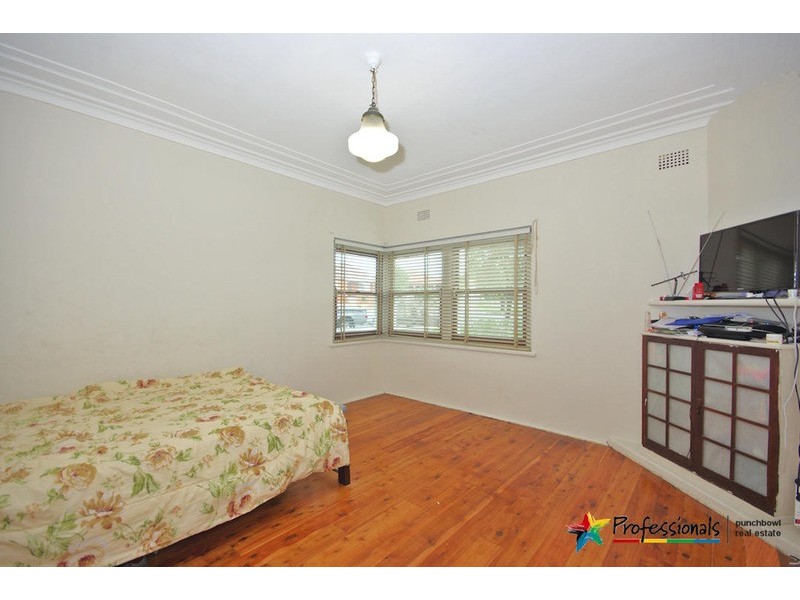 7 LINDEN Avenue, Punchbowl NSW 2196