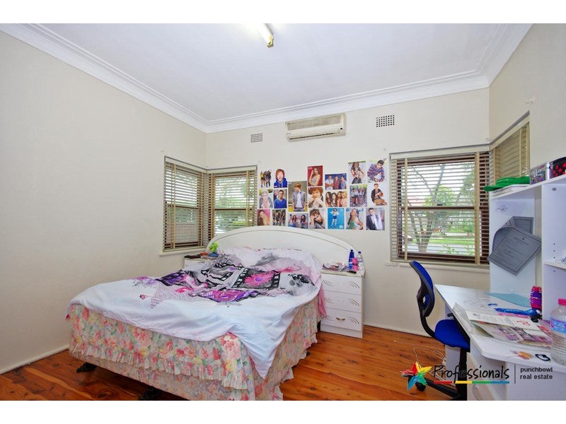 7 LINDEN Avenue, Punchbowl NSW 2196