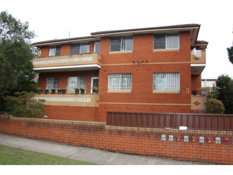 1/9 MATTHEWS Street, Punchbowl NSW 2196