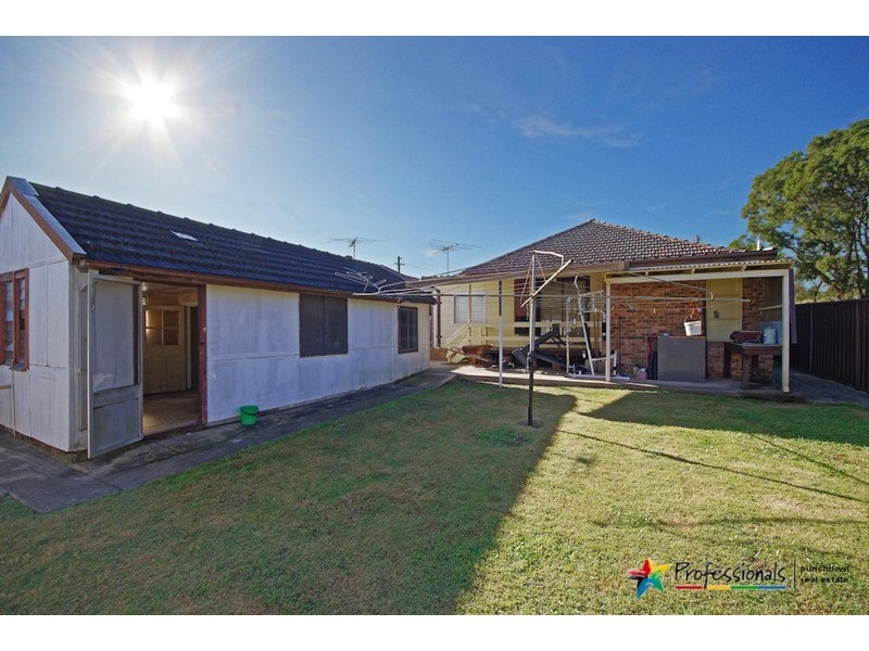 49 ALVERSTONE Street, Riverwood NSW 2210