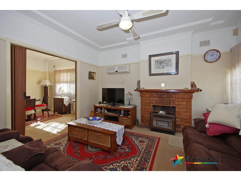 139 BELMORE ROAD NORTH Road, Riverwood NSW 2210