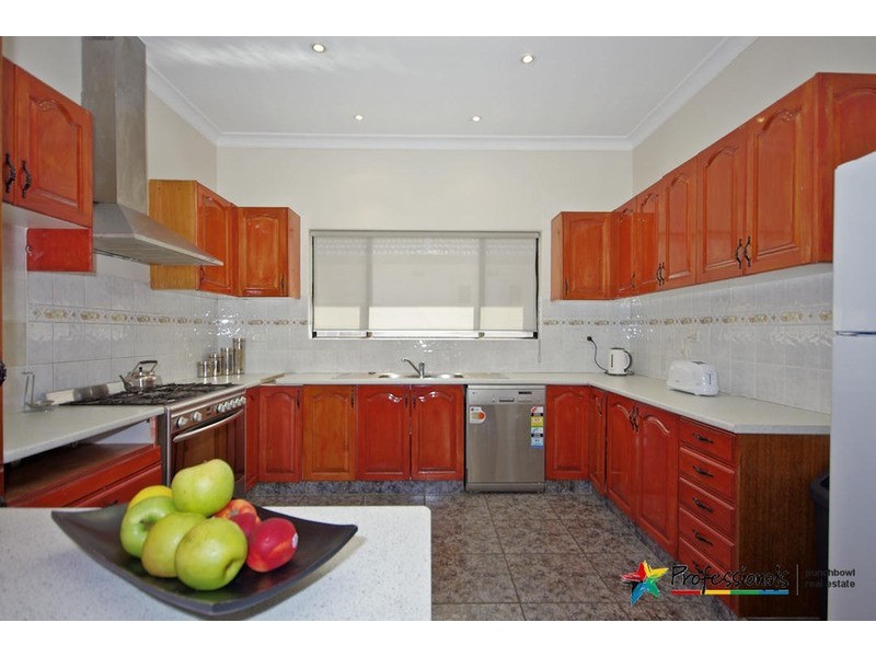 54 SOUTH Terrace, Punchbowl NSW 2196
