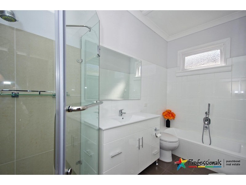 702 PUNCHBOWL Road, Wiley Park NSW 2195