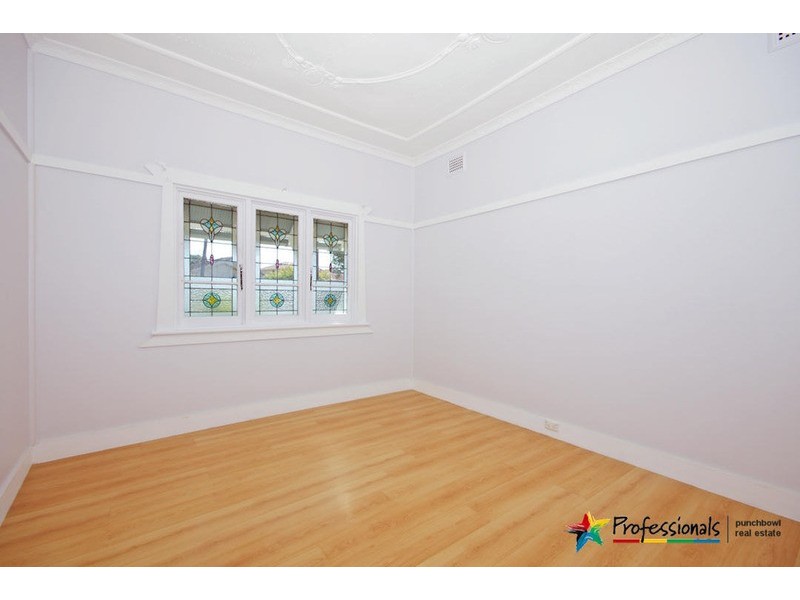 702 PUNCHBOWL Road, Wiley Park NSW 2195