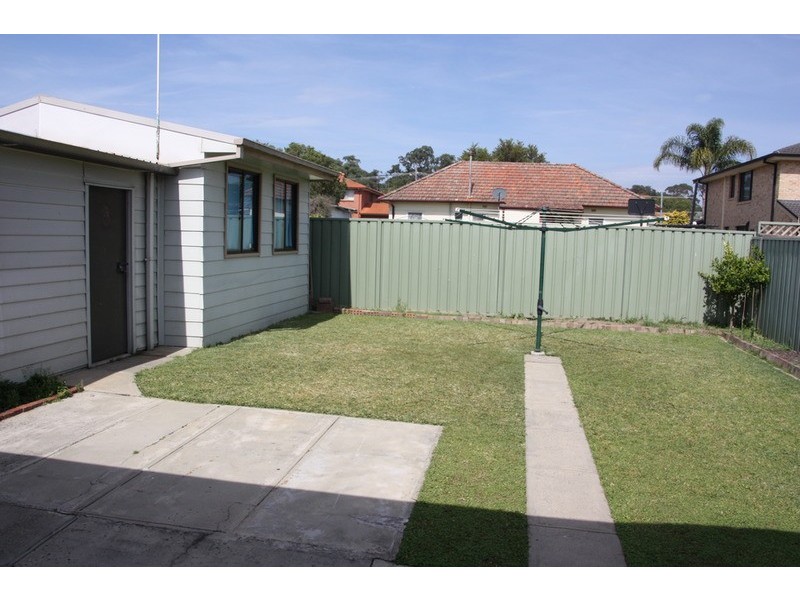 2 LUPIN Street, Riverwood NSW 2210