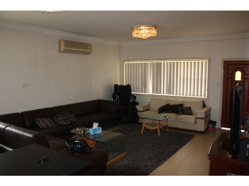 3 Linden  Avenue, Punchbowl NSW 2196