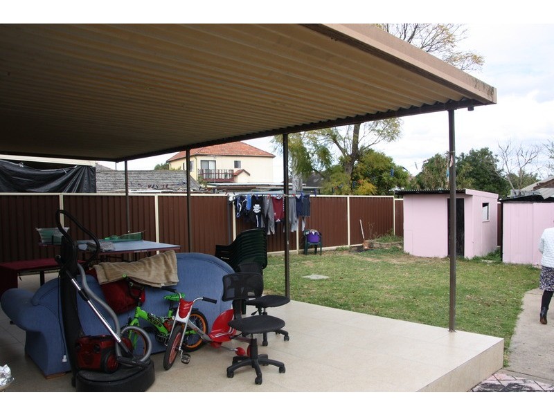 3 Linden  Avenue, Punchbowl NSW 2196