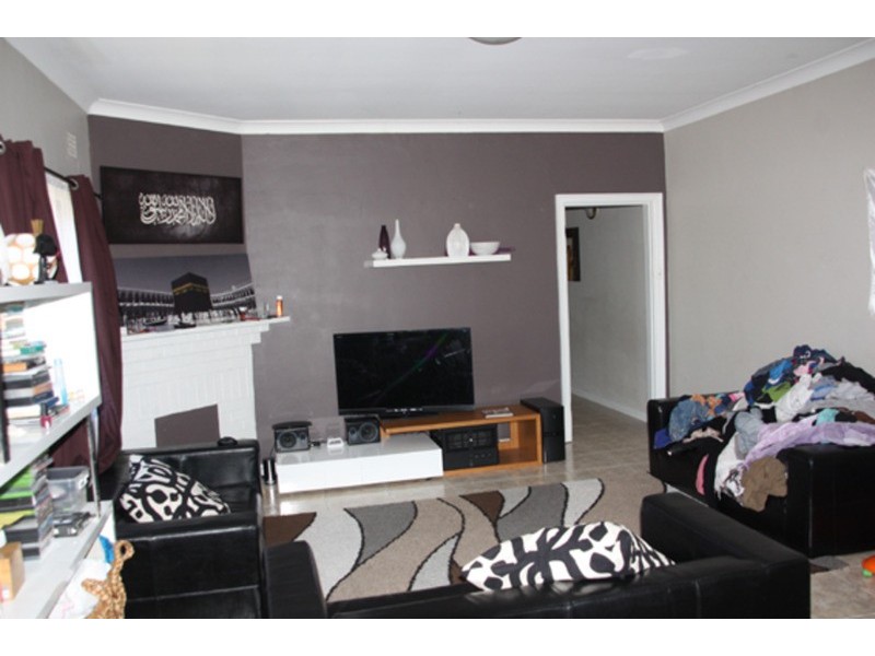 25 VICTORIA  Road, Punchbowl NSW 2196