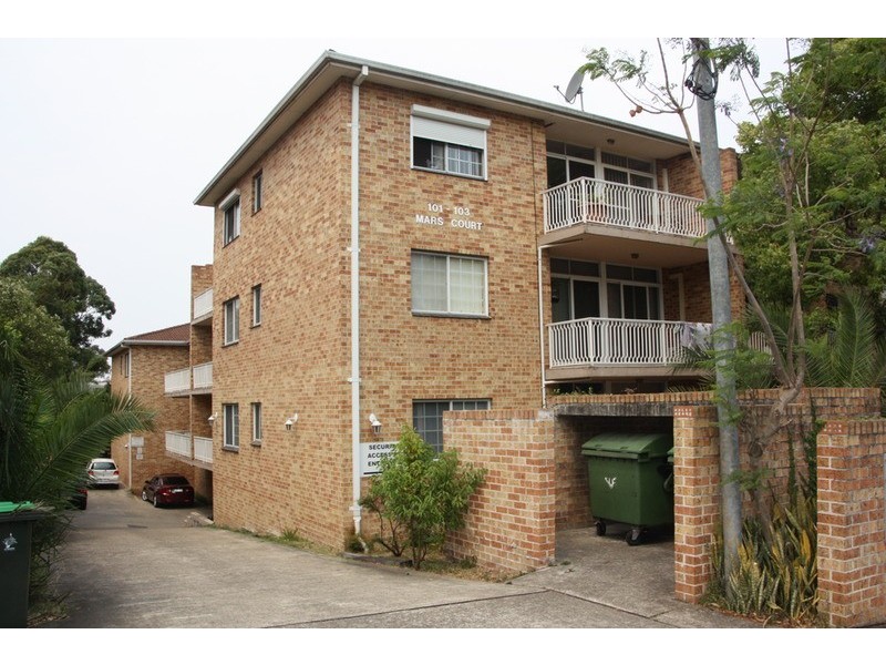 10/101 meredith Street, Bankstown NSW 2200