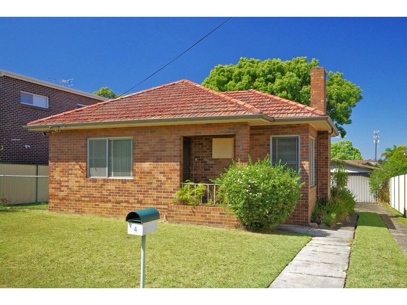 4 WERONA  Avenue, Punchbowl NSW 2196