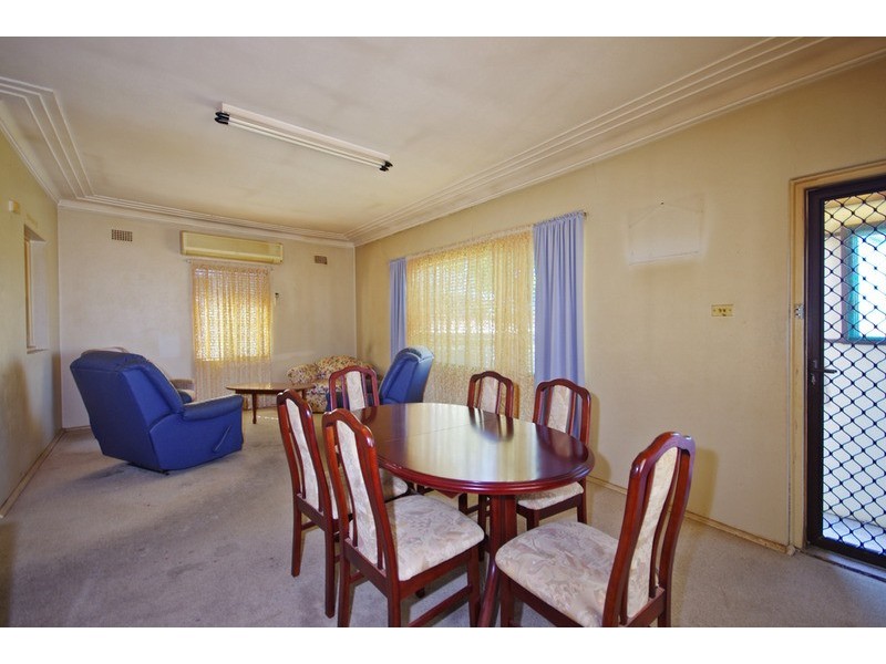 4 WERONA  Avenue, Punchbowl NSW 2196