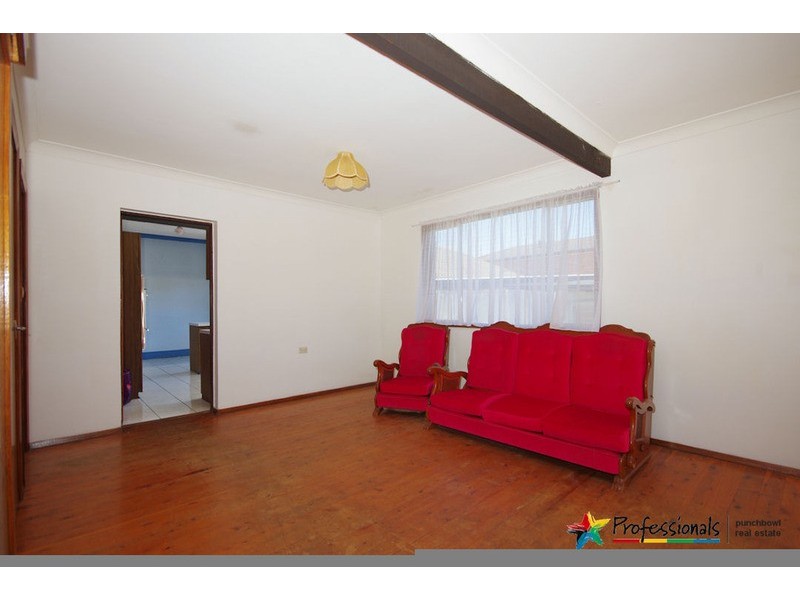 19 SALVIA  Avenue, Bankstown NSW 2200