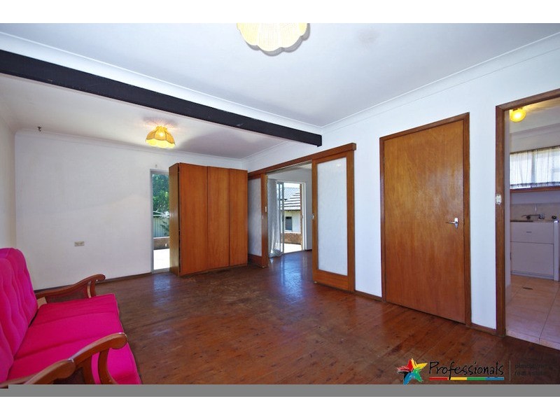 19 SALVIA  Avenue, Bankstown NSW 2200