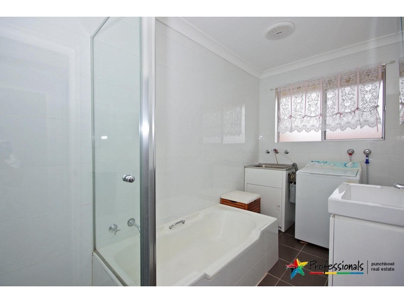 4/16 BROADWAY, Punchbowl NSW 2196