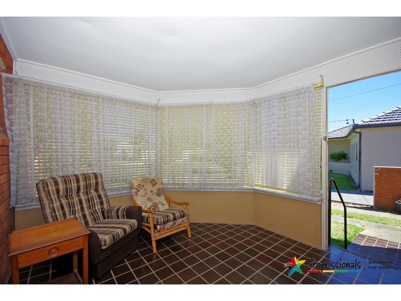 5 REID Avenue, Clemton Park NSW 2206