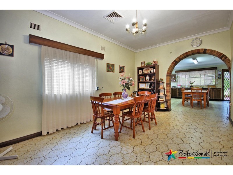 4 HENRY  Street, Punchbowl NSW 2196