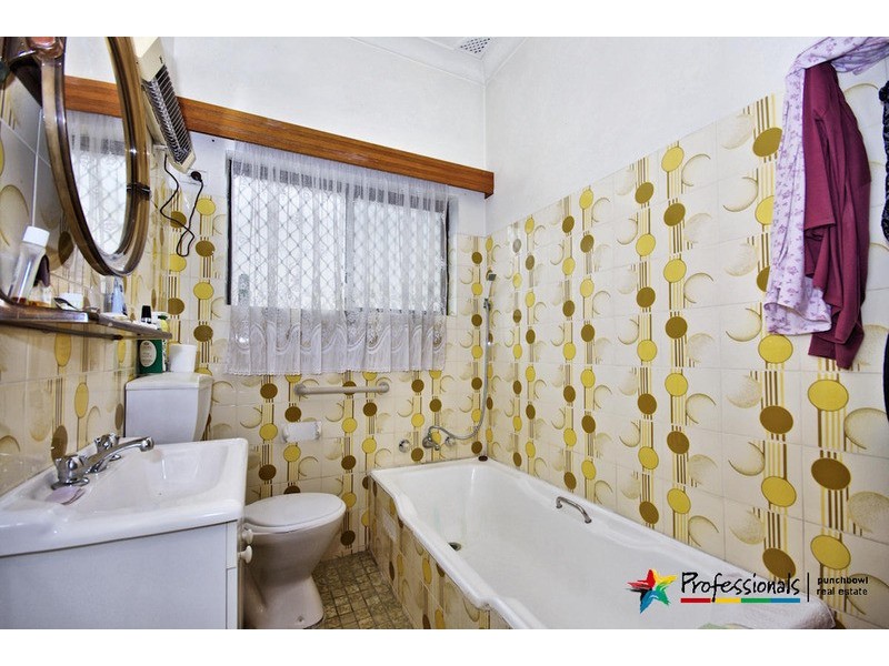 4 HENRY  Street, Punchbowl NSW 2196