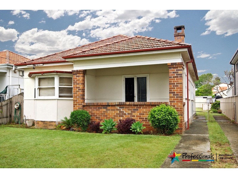 13 Fairview Avenue, Roselands NSW 2196