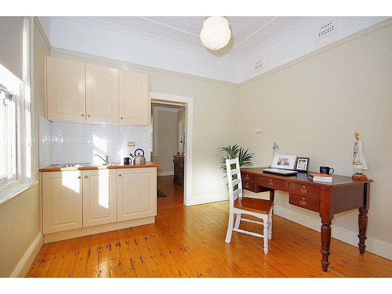 26 HENRY Street, Punchbowl NSW 2196