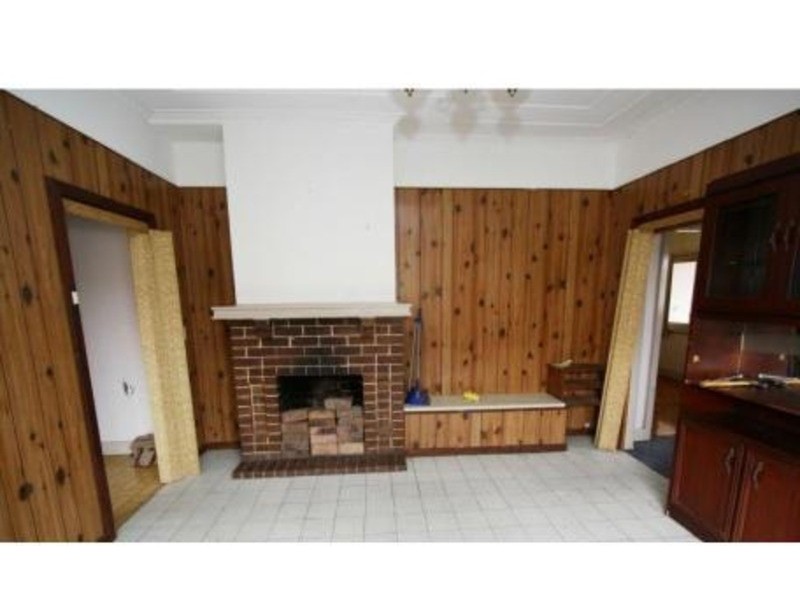 32 LEONARD  Street, Bankstown NSW 2200