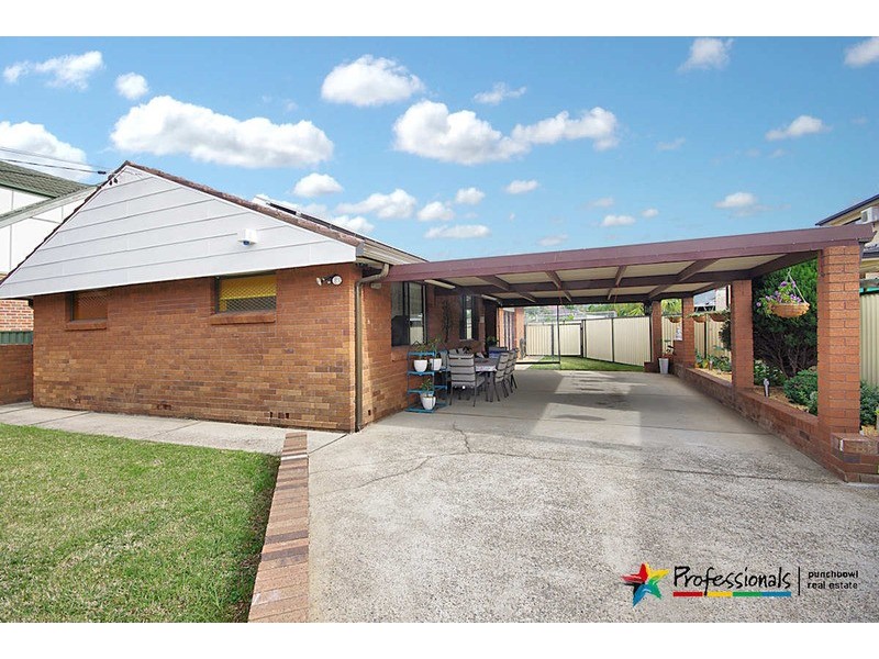 27 ILLAWONG Crescent, Greenacre NSW 2190