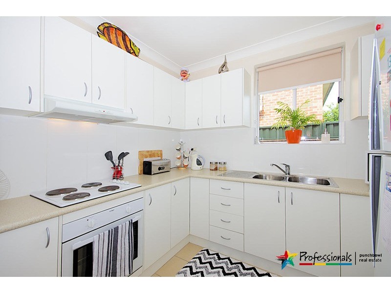 27 ILLAWONG Crescent, Greenacre NSW 2190