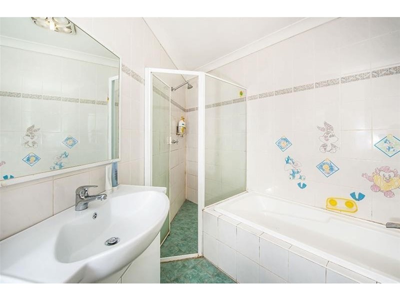 7/15 south Terrace, Punchbowl NSW 2196
