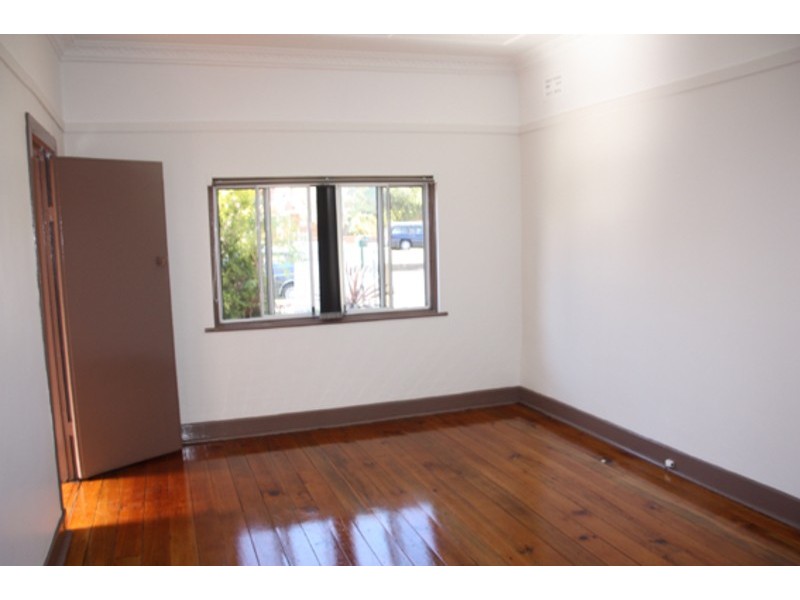 81 BROADWAY, Punchbowl NSW 2196