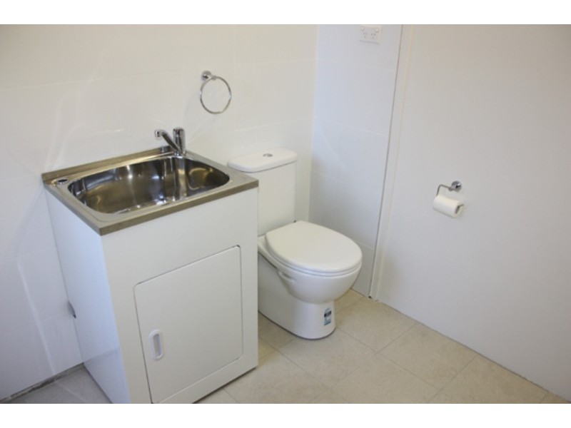 81 BROADWAY, Punchbowl NSW 2196