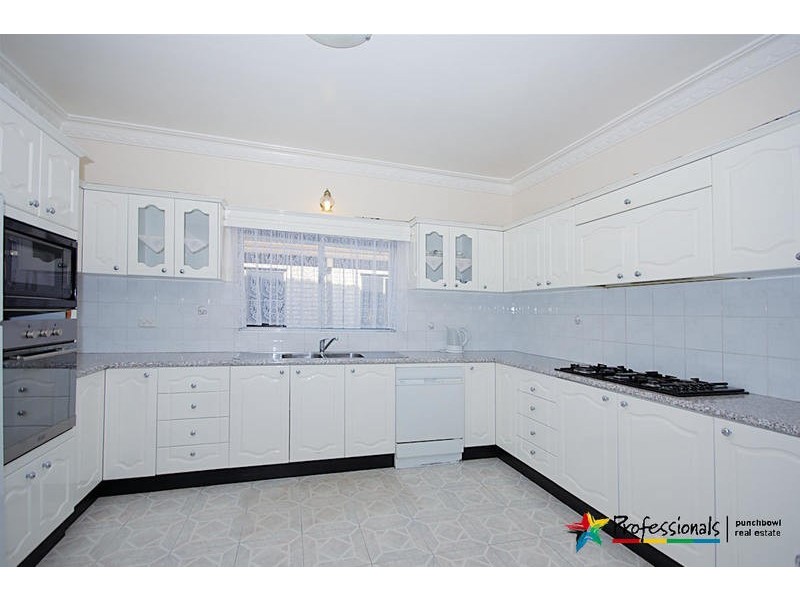 42 GRIFFITHS  Avenue, Punchbowl NSW 2196