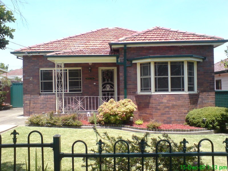 18 DUNLOP  Street, Roselands NSW 2196