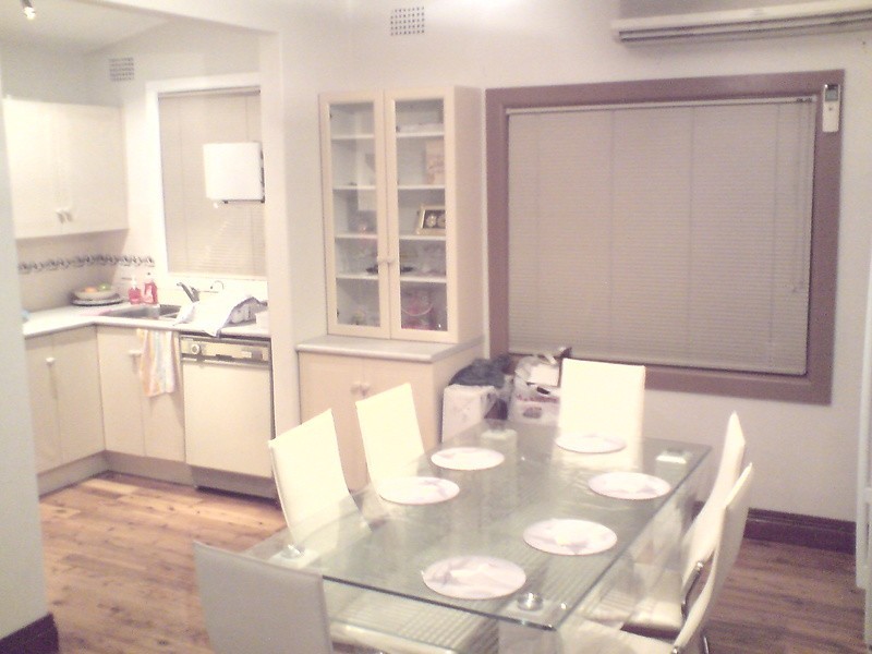 18 DUNLOP  Street, Roselands NSW 2196