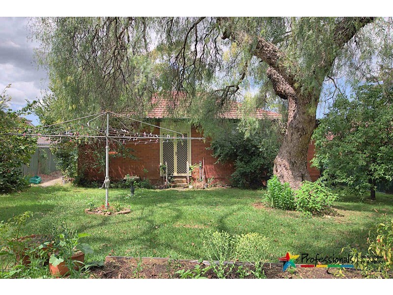 17 CHRISTIAN Road, Punchbowl NSW 2196