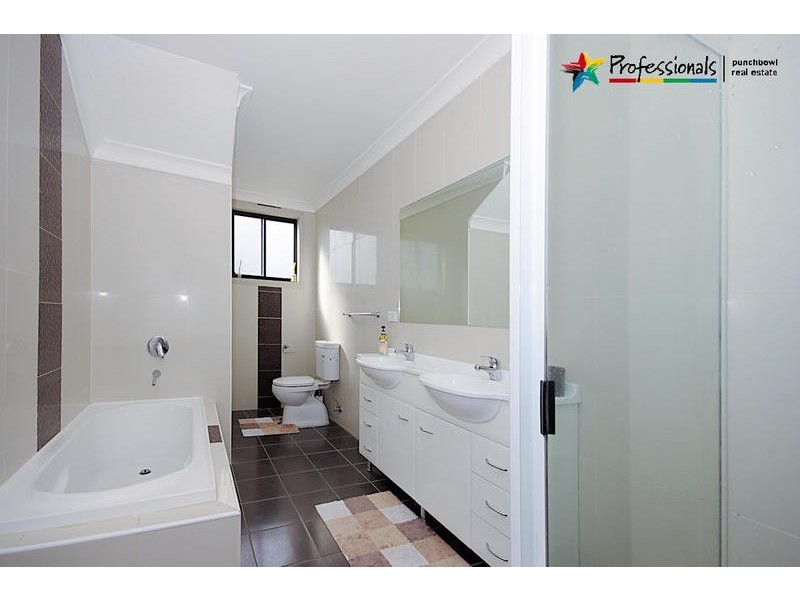 5/17 SUNSET Avenue, Bankstown NSW 2200