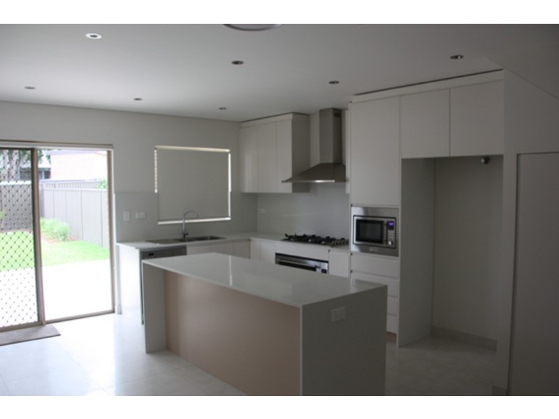 14a kensington Avenue, Punchbowl NSW 2196