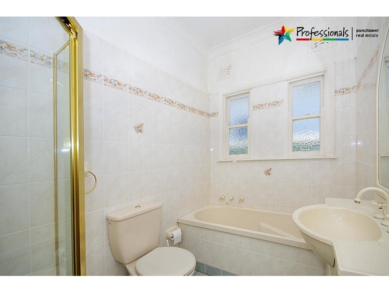 16 WEYLAND Street, Punchbowl NSW 2196