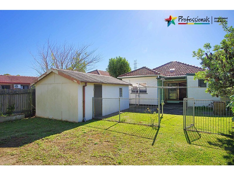 16 WEYLAND Street, Punchbowl NSW 2196