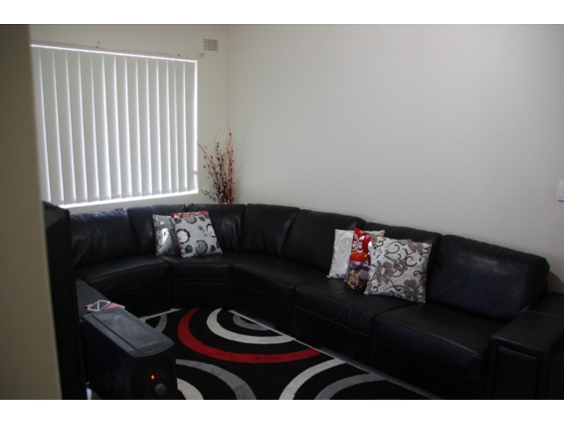 4/47 YERRICK Road, Lakemba NSW 2195